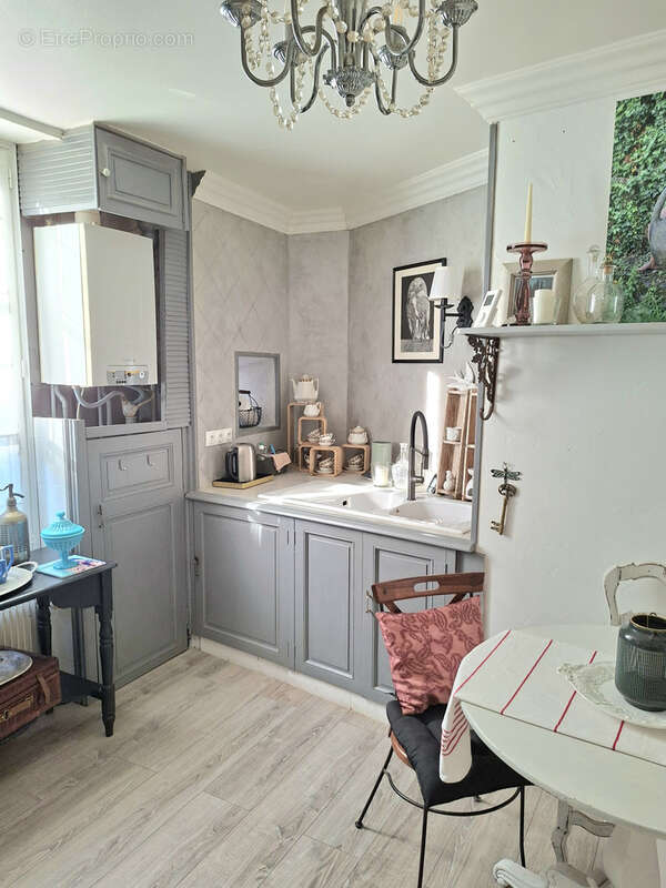Maison de charme 5 pièces, au coeur du village et de ses  commerces - photo 3