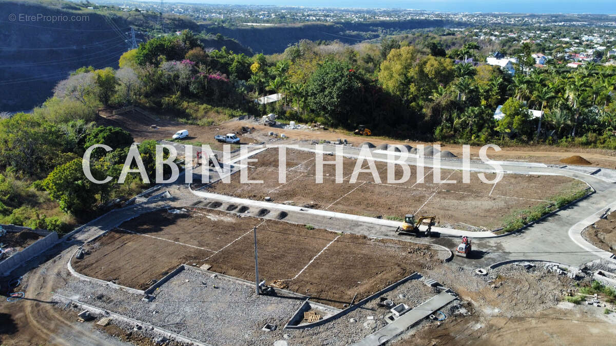 Terrain à SAINT-LOUIS