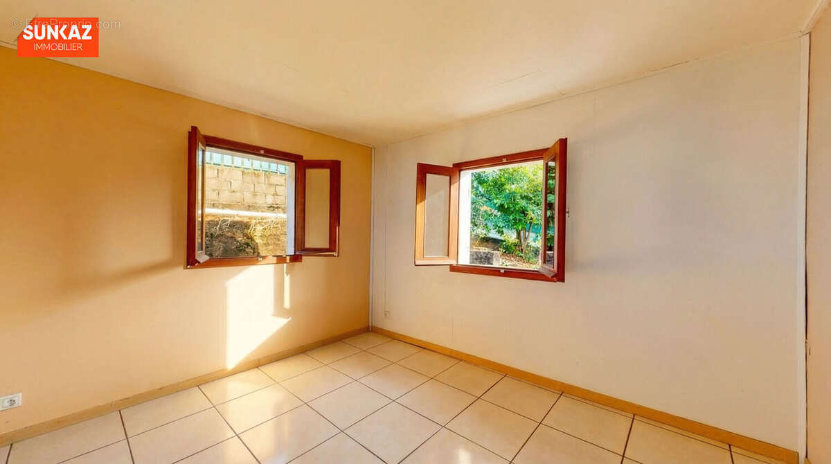 Maison à L'ETANG-SALE