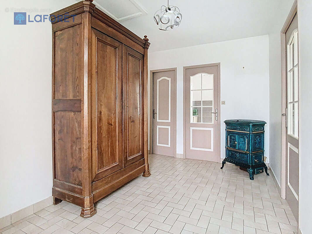 GUIDEL Centre, Maison entièrement de Plain pied, 3 ch, 90m², en impasse et proche du bourg de Guidel ! - photo 6