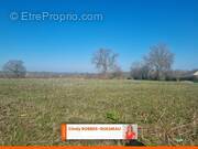 Terrain à FRENES