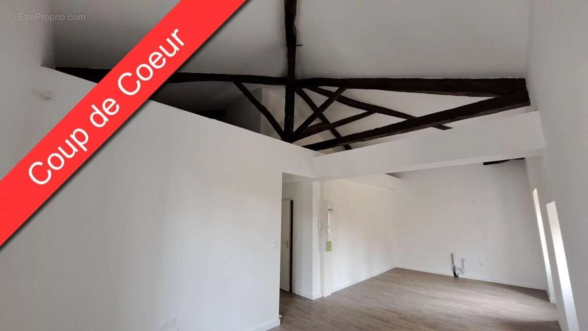 Appartement à SAINT-ETIENNE-DE-SAINT-GEOIRS