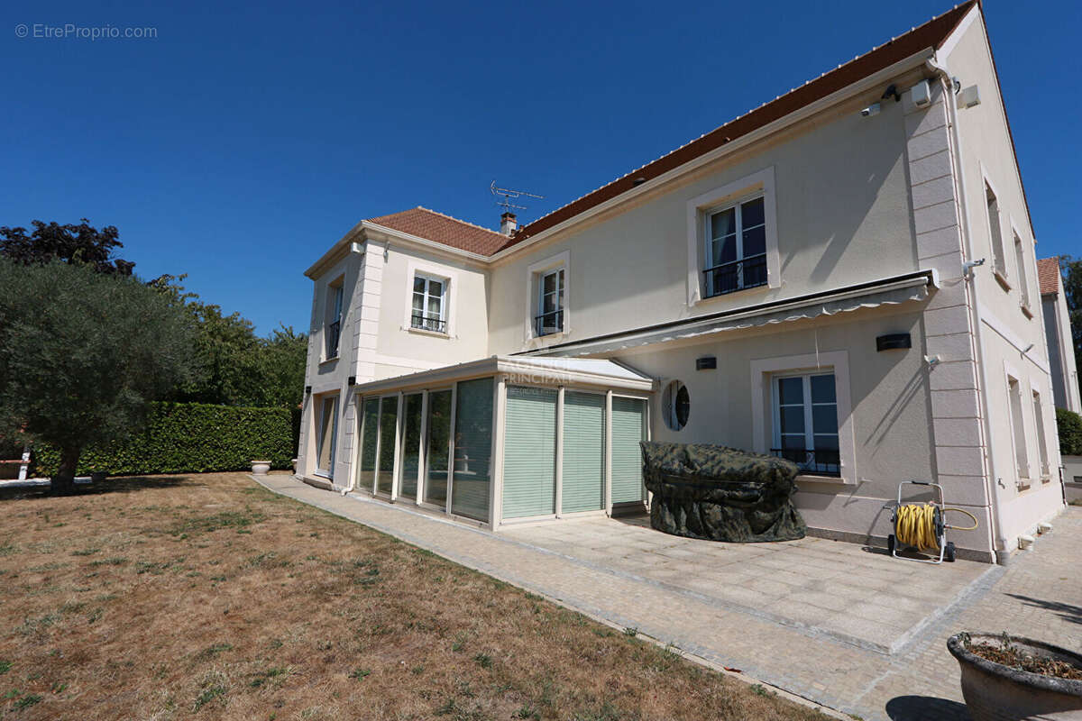 Maison à COURDIMANCHE