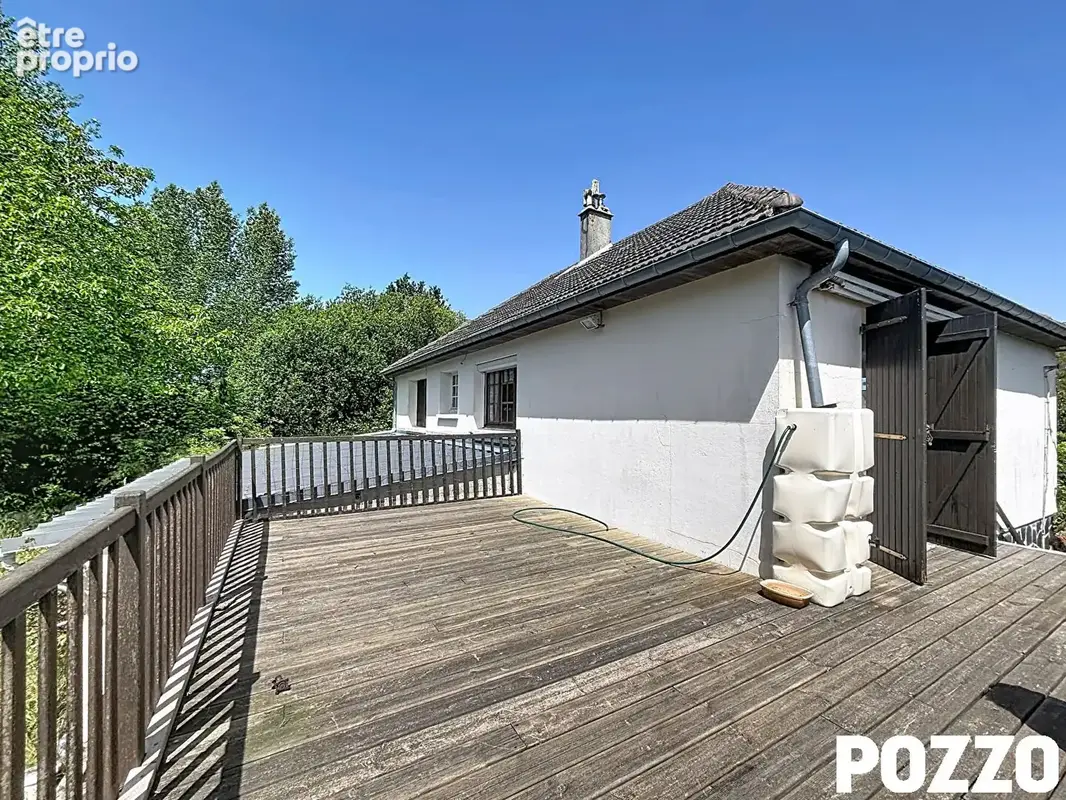 Maison Agon Coutainville, secteur hauteurs d'Agon, pavillon sur sous sol  sur élevé à rénover, terrain de 2217 m² 5 pièces 120 m - photo 9