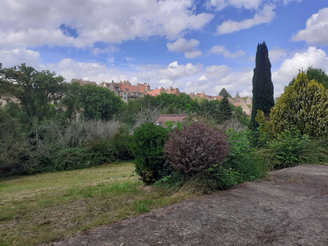 Maison à LA CHATRE-LANGLIN
