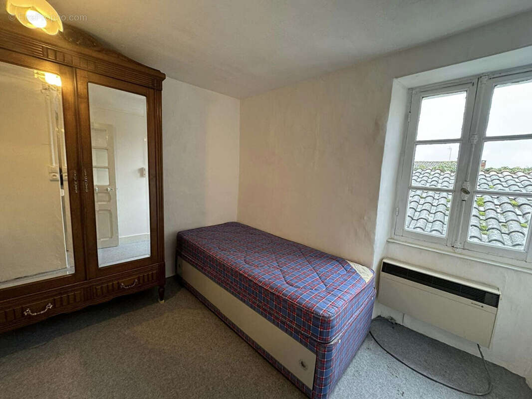 Maison à CHATEAUPONSAC