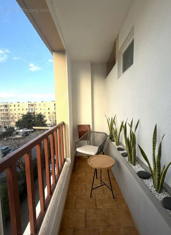 Appartement à MARSEILLE-9E