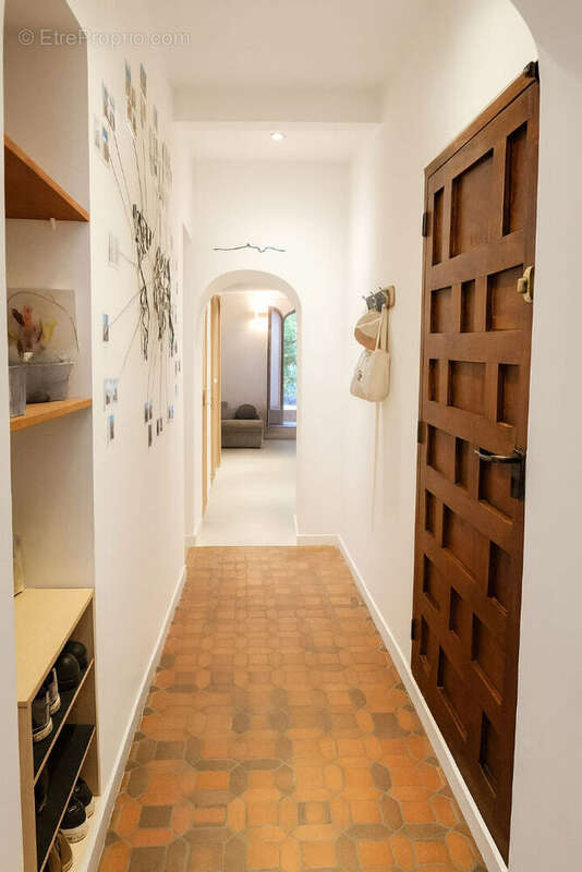 Appartement à MARSEILLE-2E