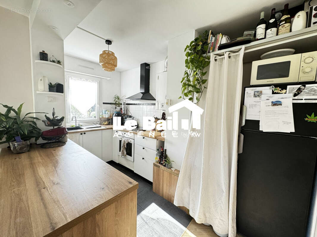 Appartement 42 m² à Osny  - photo 4