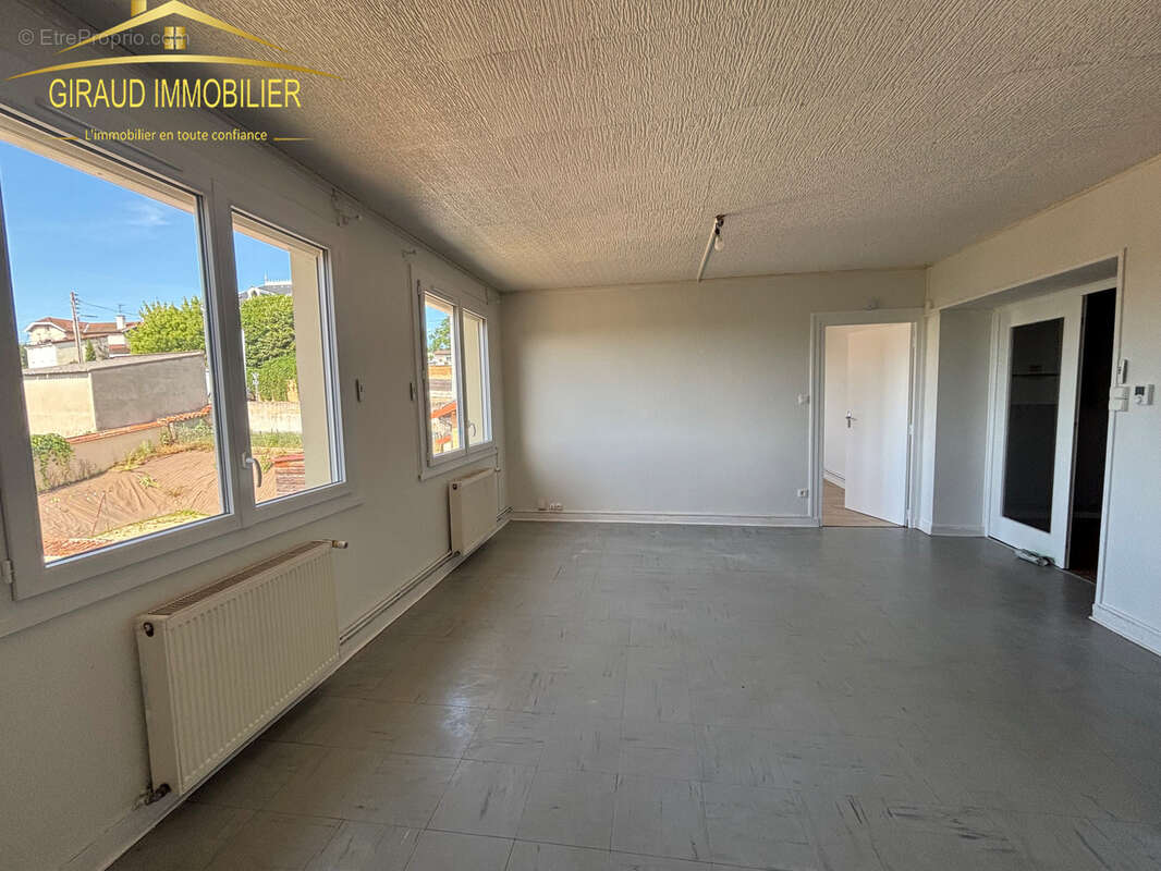 Immeuble investissement locatif pouilly s/charlieu - photo 7