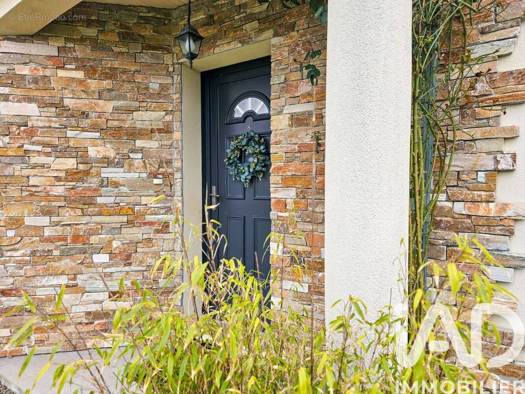 Photo 1 - Maison à ORADOUR-SUR-VAYRES