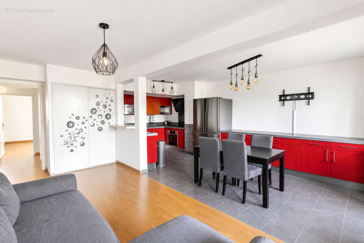 Appartement à NANTERRE
