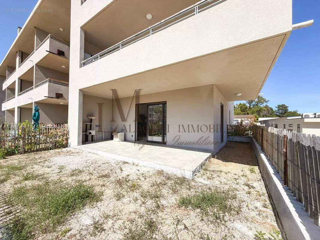 Appartement à PORTO-VECCHIO