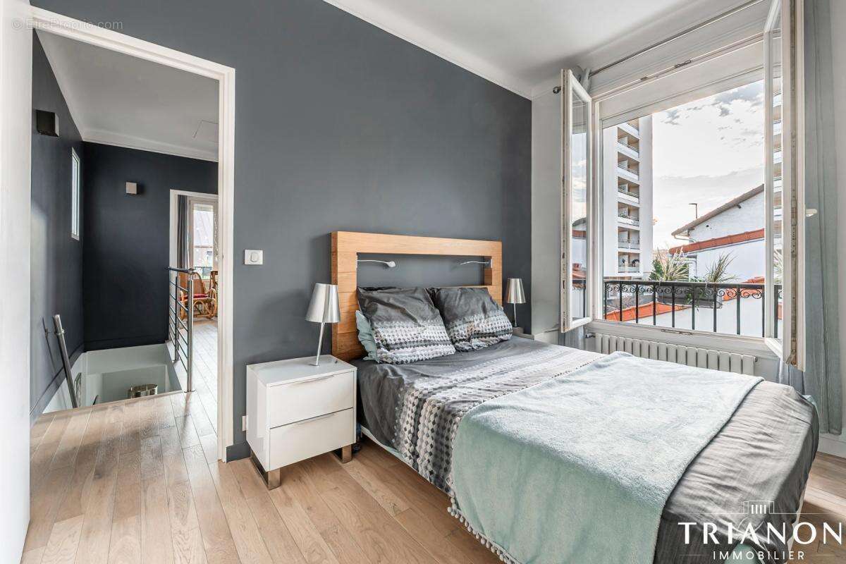 A vendre a suresnes quartier republique maison 7 pieces / 5 chambres - photo 12