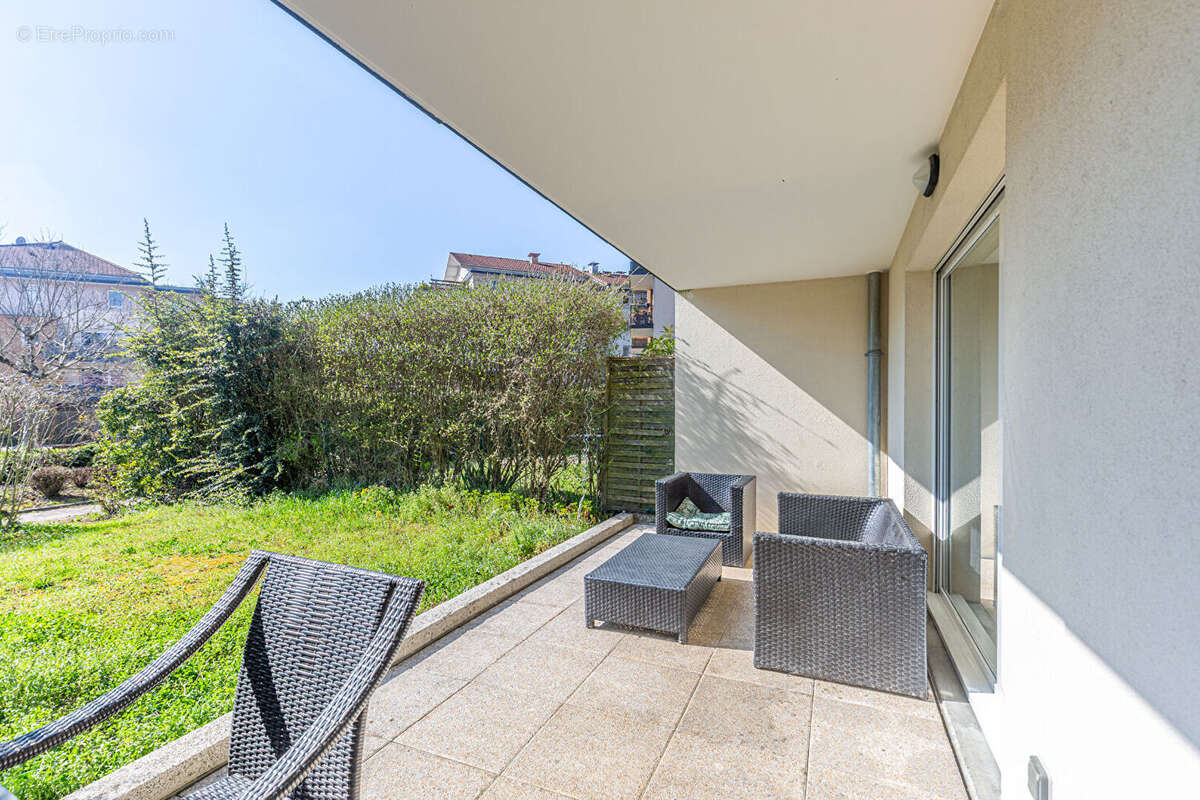 Agence immobiliere laforet - exclusivite - "grevillea" - annecy / pringy - appartement t4/t5 de 83.79m² - jardin - place de stat - photo 8