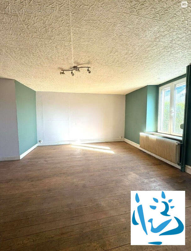 Maison à LES DEUX-VILLES