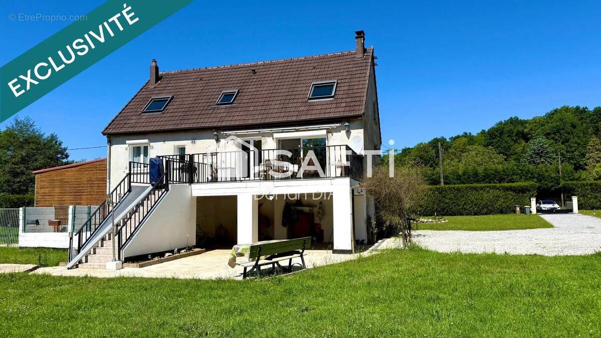 Photo 1 - Maison à ROYAUCOURT-ET-CHAILVET