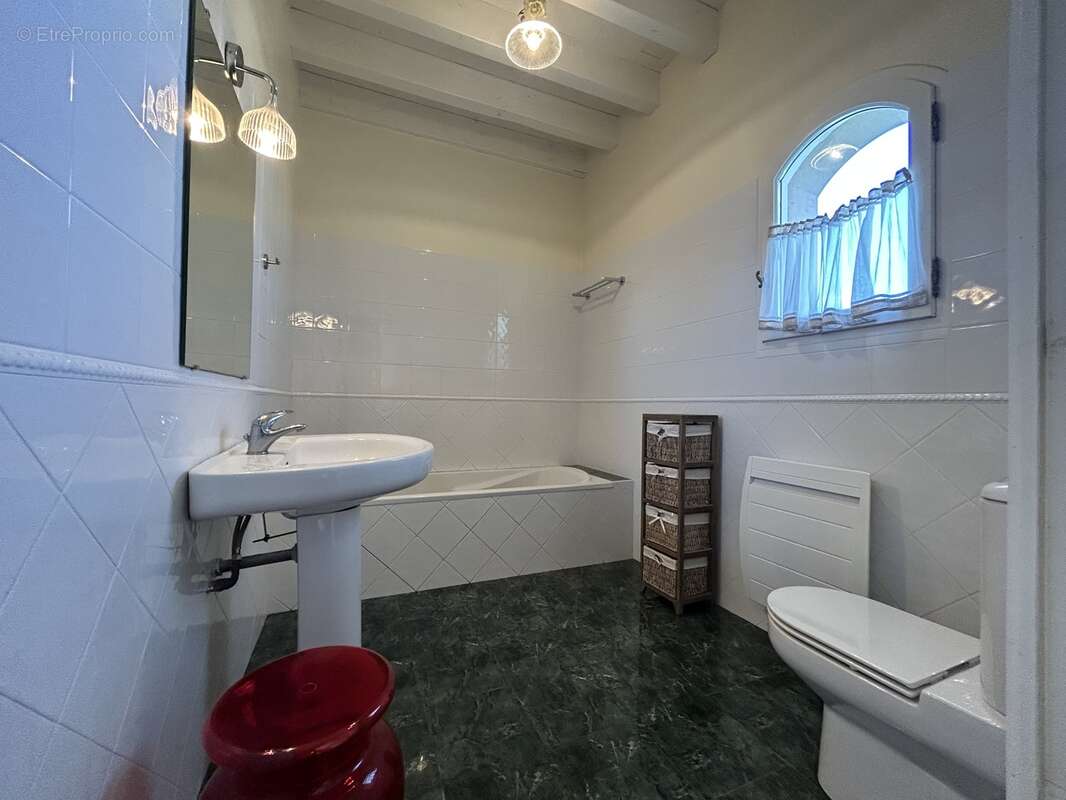 Maison à POUMAROUS