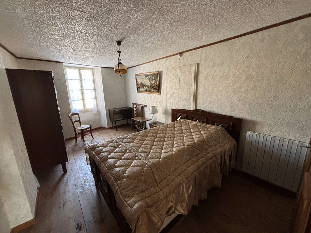 Maison à SAINT-IZAIRE