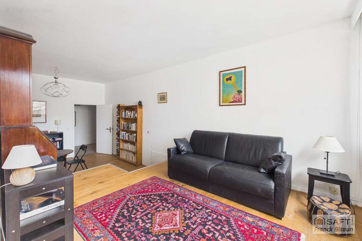 Photo 3 - Appartement à LEVALLOIS-PERRET