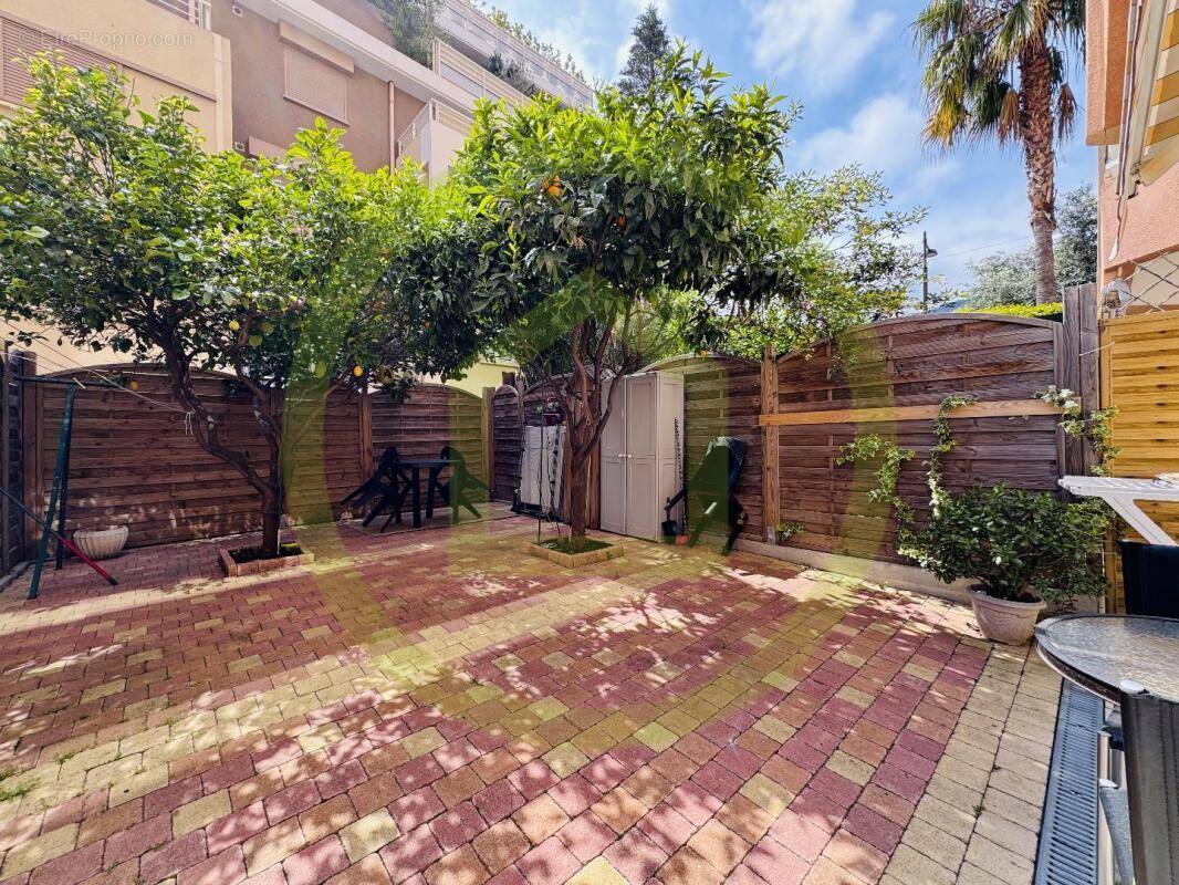 Appartement à ROQUEBRUNE-CAP-MARTIN