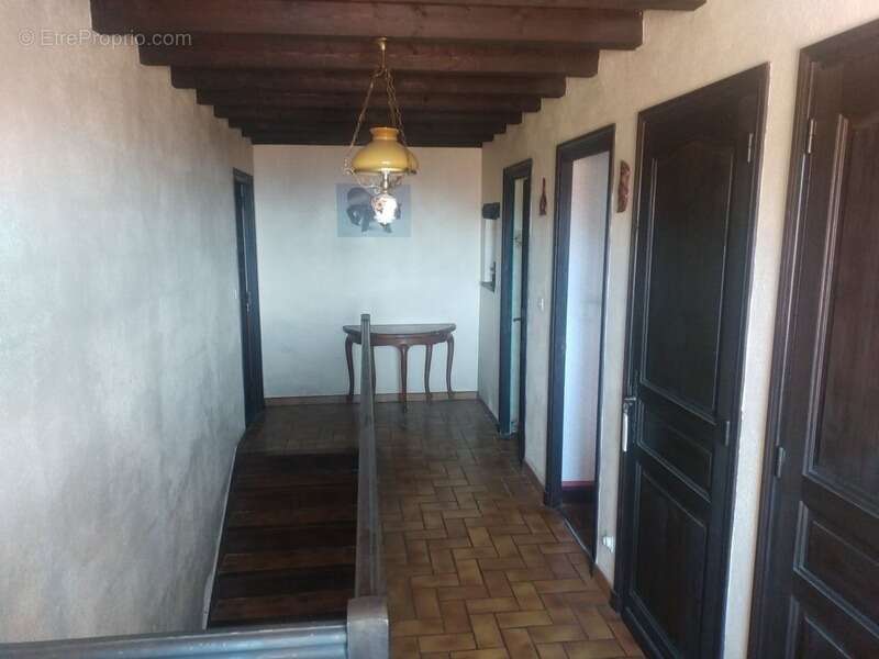 Maison à VOLLORE-VILLE