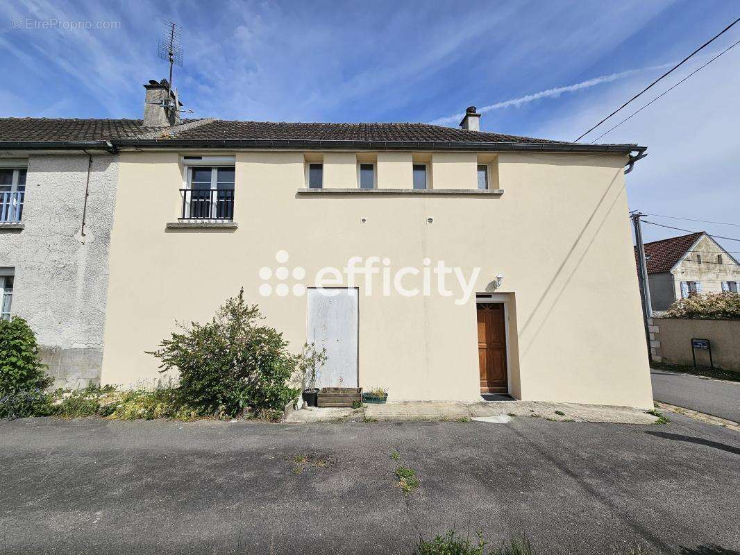 Maison à SILLY-LE-LONG