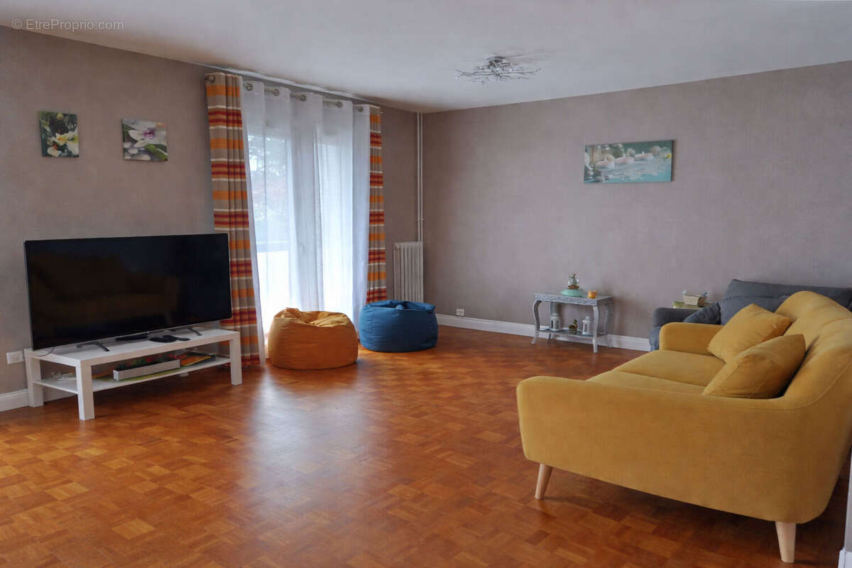 Appartement à JOUE-LES-TOURS