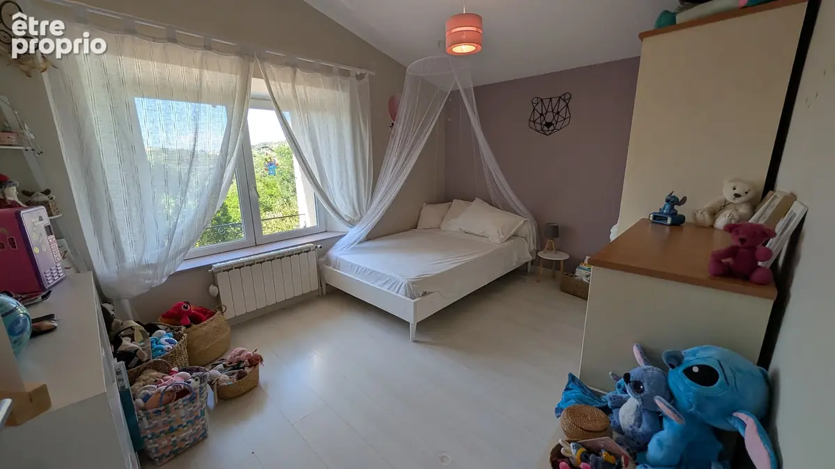 Maison en pierre parfaitement rénové de 177 m2 / F5 - photo 15