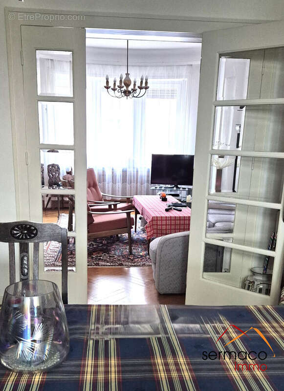 séjour et salon communiquant - Maison à SARREGUEMINES