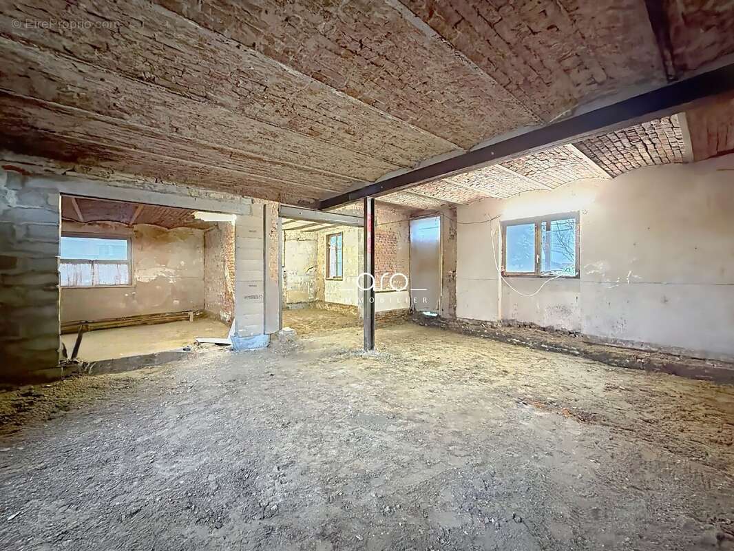 Maison 180 m² à Genech  - photo 2