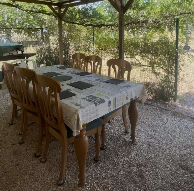 Jolie maison de plain-pied de 3 chambres, lumineuse et spacieuse - photo 12