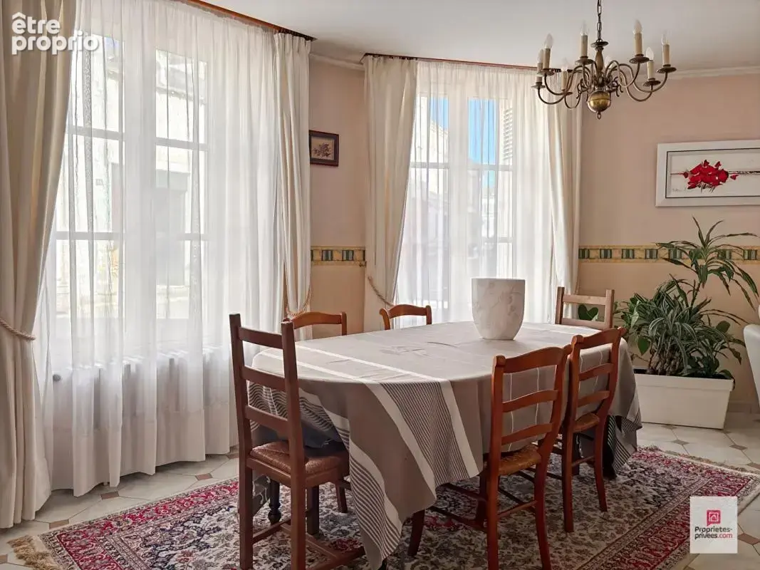 Maison de Maitre - La Fleche 9 pièce(s) 244 m2 - photo 5