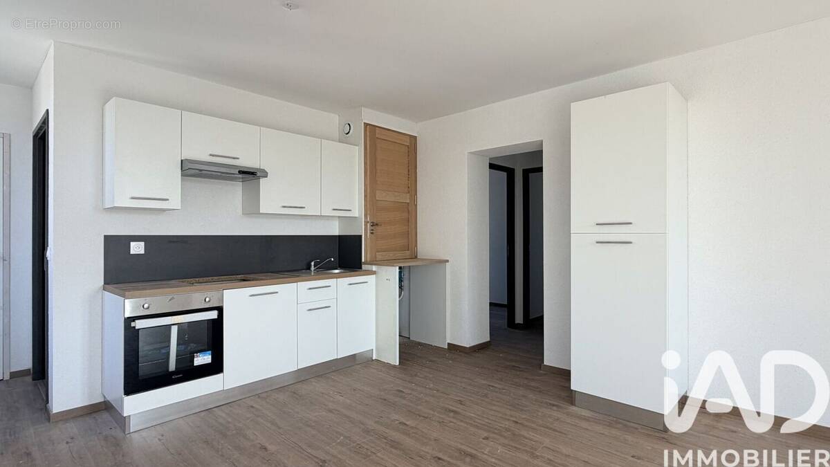 Photo 1 - Appartement à SAINT-JULIEN-LES-VILLAS