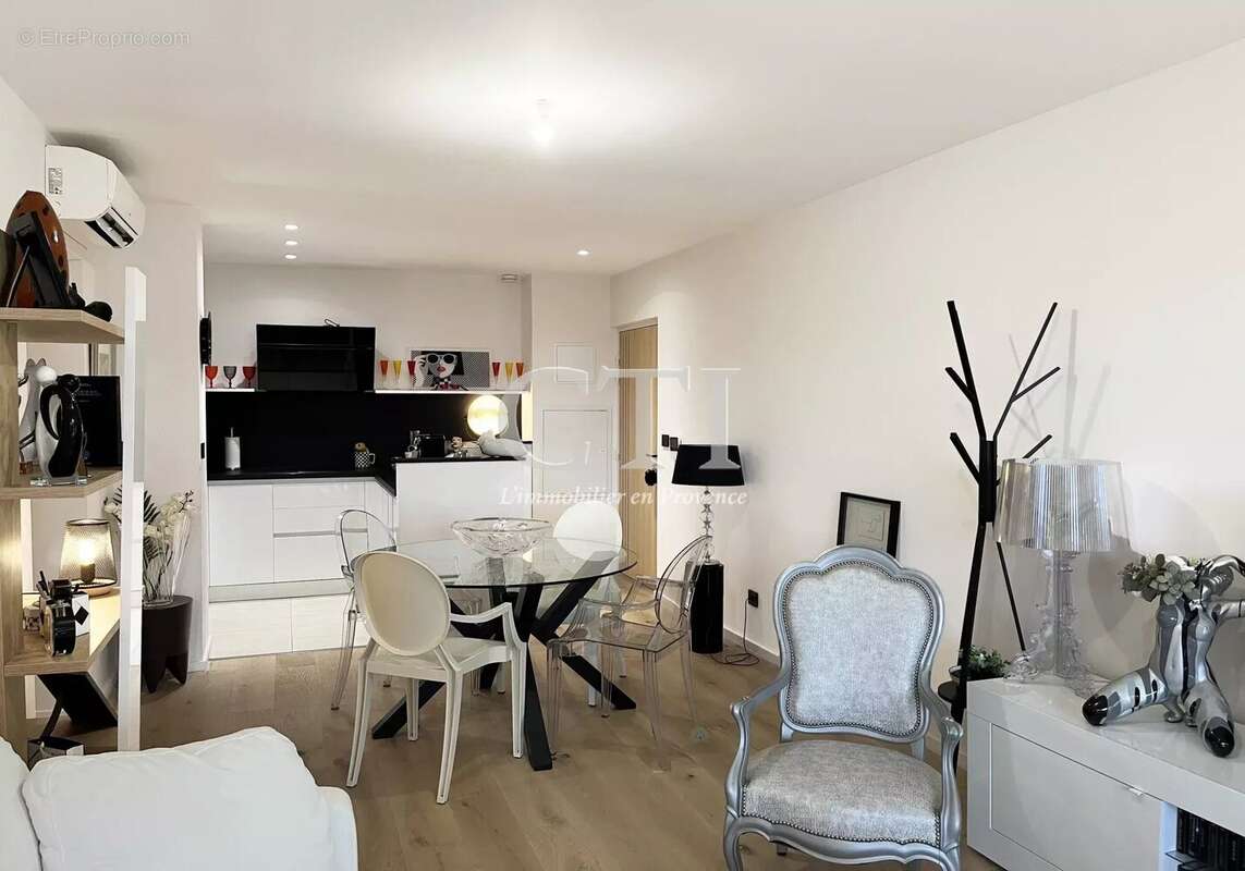 Appartement à VAISON-LA-ROMAINE