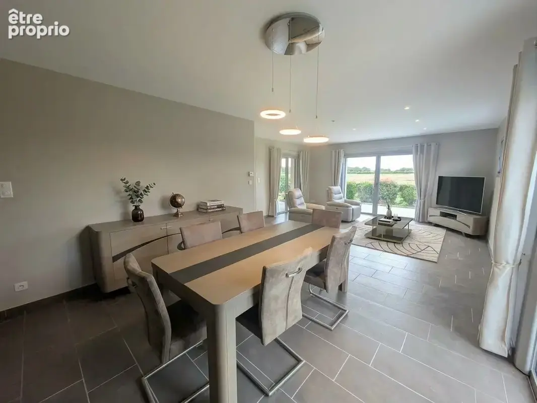Maison 4 pièces 142 m² à vendre à Chatenoy-Le-Royal (71880) - photo 2