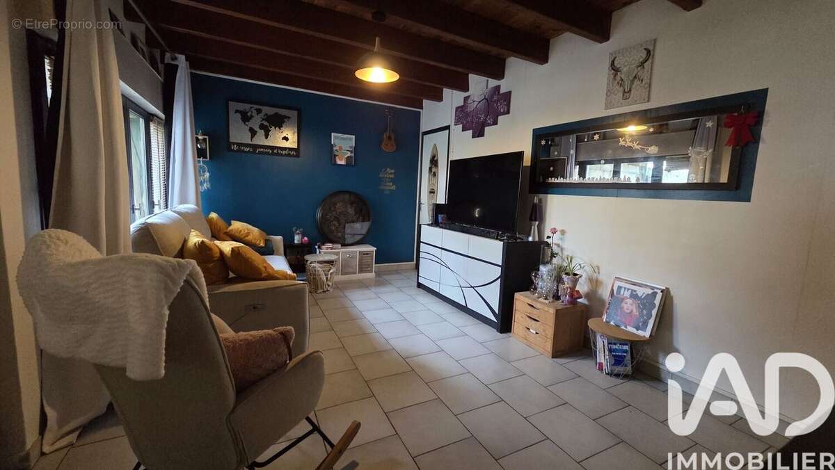 Maison 93 m² à Fleac  - photo 2