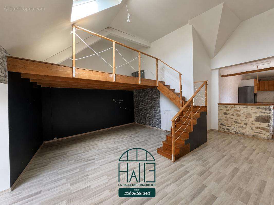 Maison 256 m² à Ladignac-Le-Long  - photo 2
