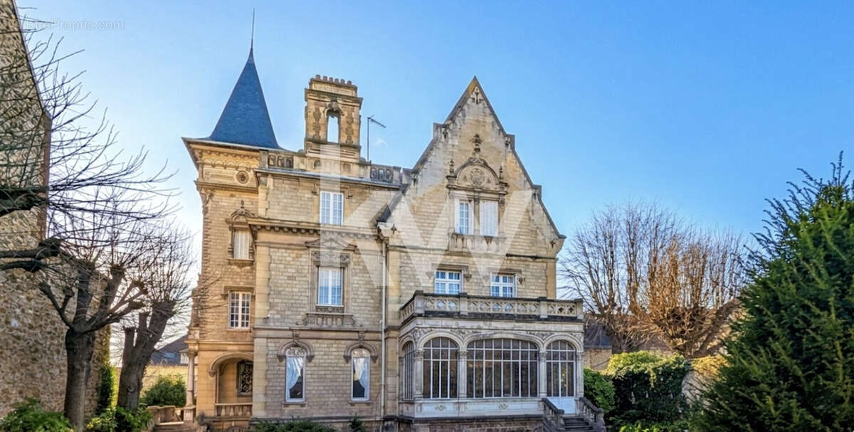 Maison 350 m² à Compiegne  - photo 4