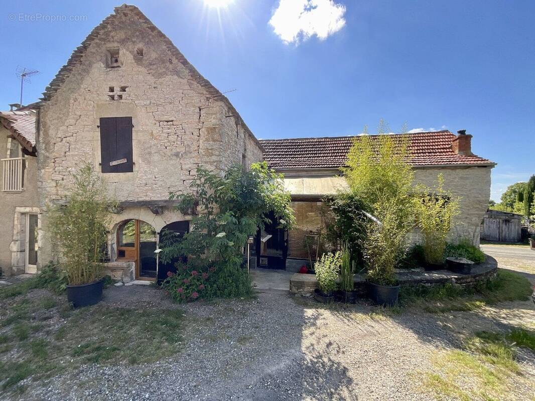 Maison à SAINT-JEAN-DE-LAUR