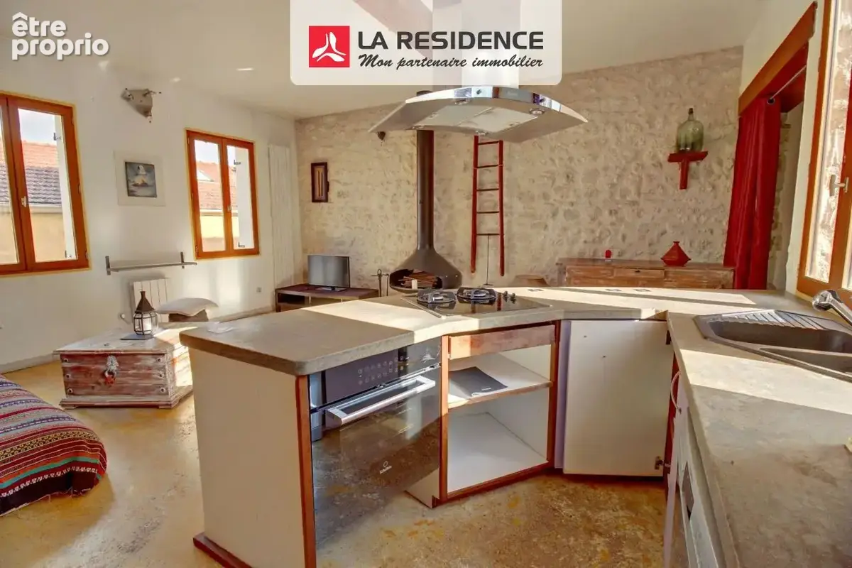 Maison 4 pièces 69 m² à vendre à Conflans-Sainte-Honorine (78700) - photo 2