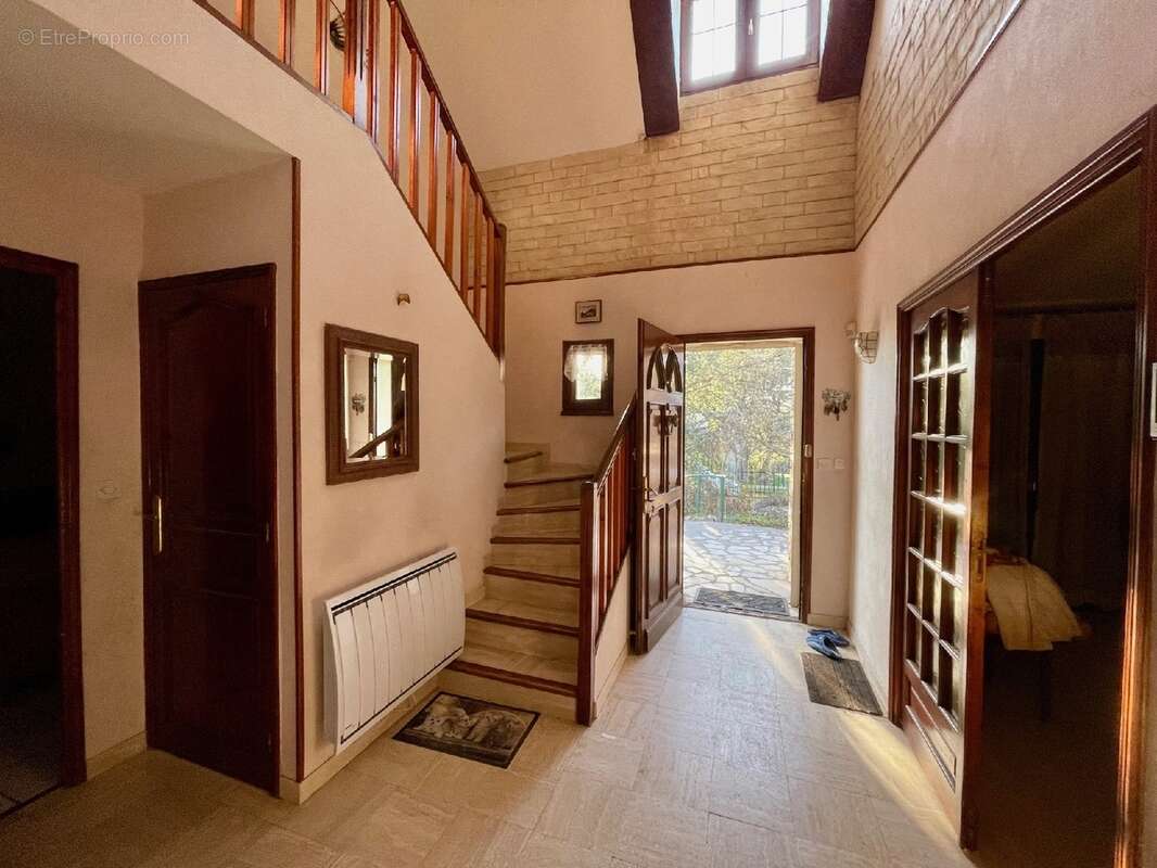 Maison à MILLY-LA-FORET