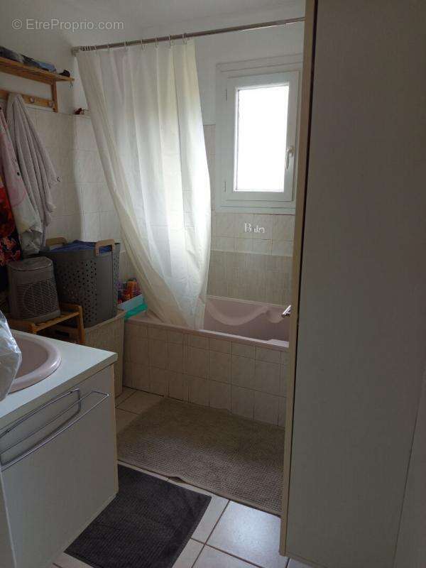 Maison à MONTSEGUR-SUR-LAUZON