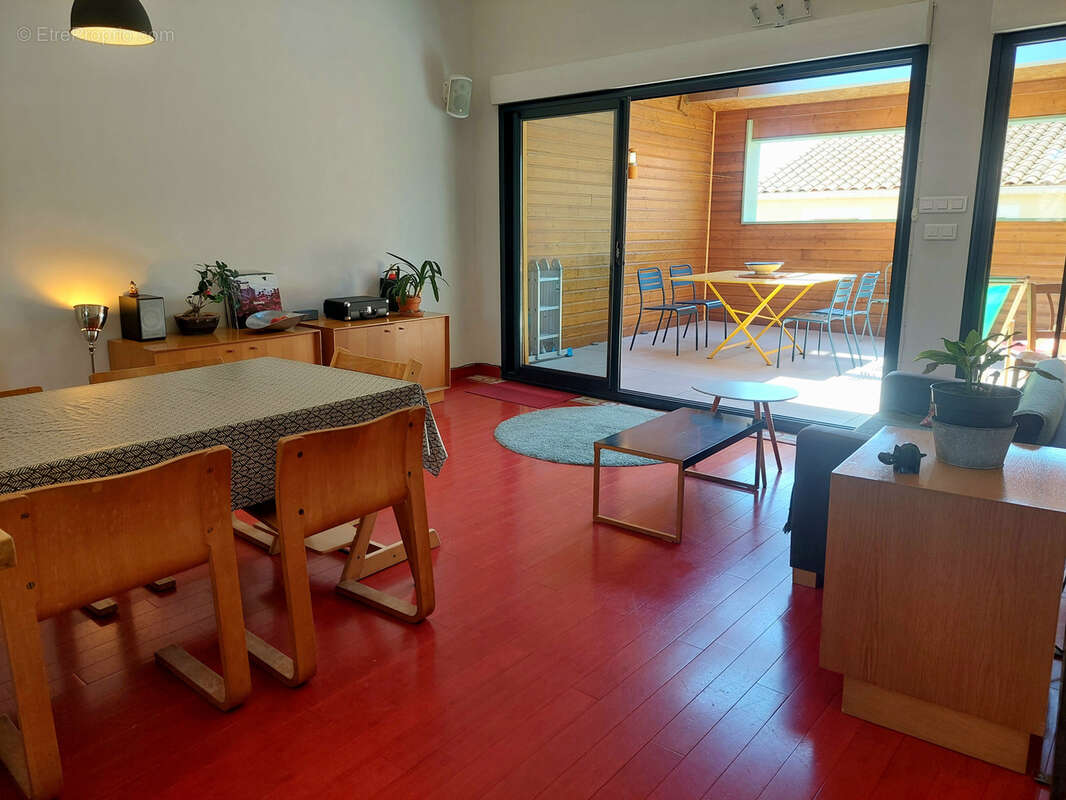 Maison à VILLENEUVE-LES-MAGUELONE