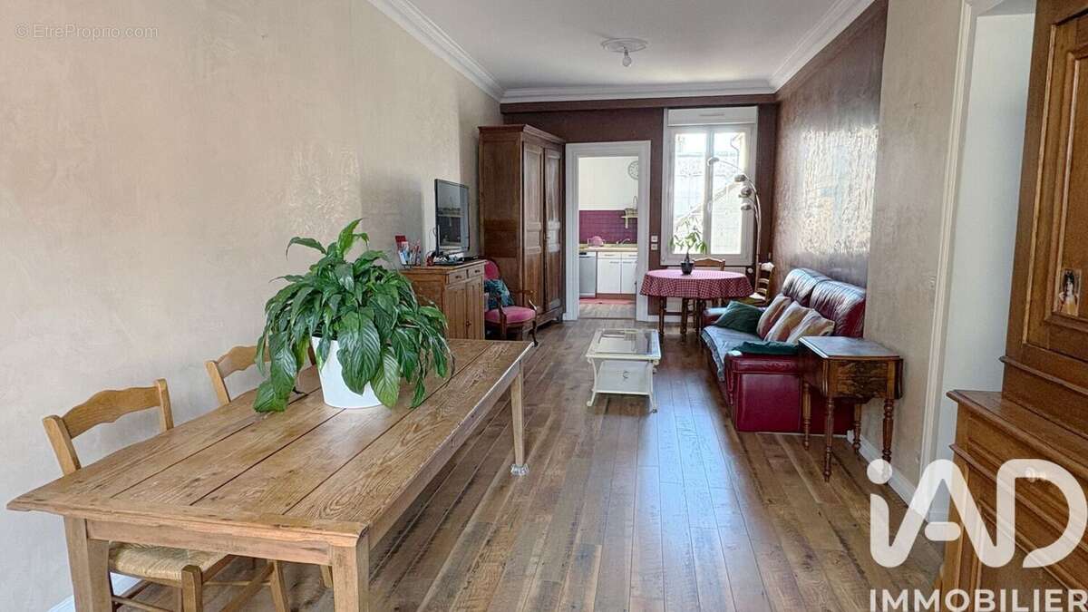 Photo 2 - Maison à REIMS