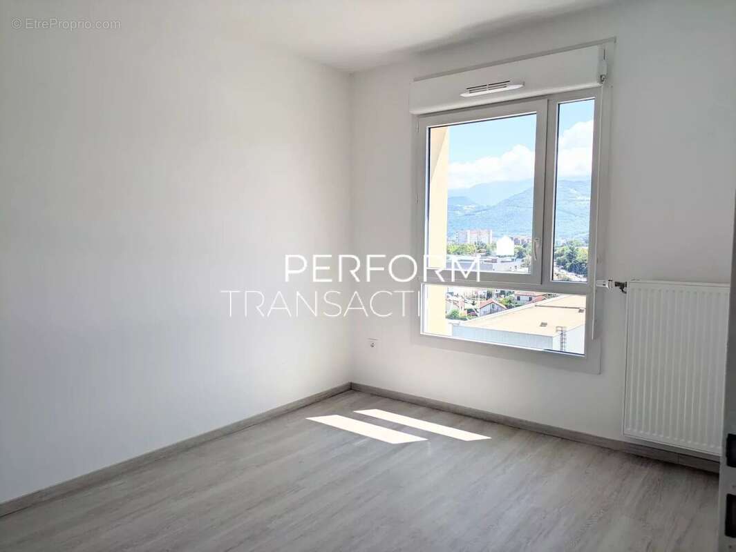 Appartement à ECHIROLLES