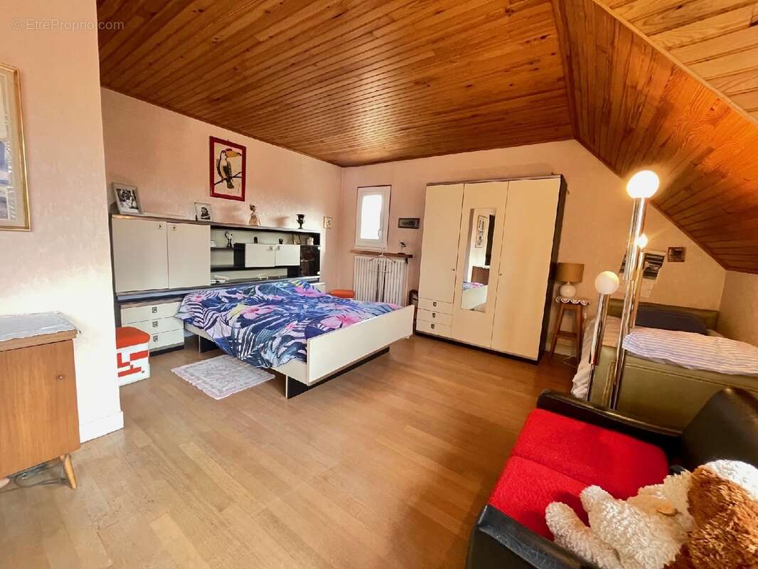 Maison à MILLY-LA-FORET