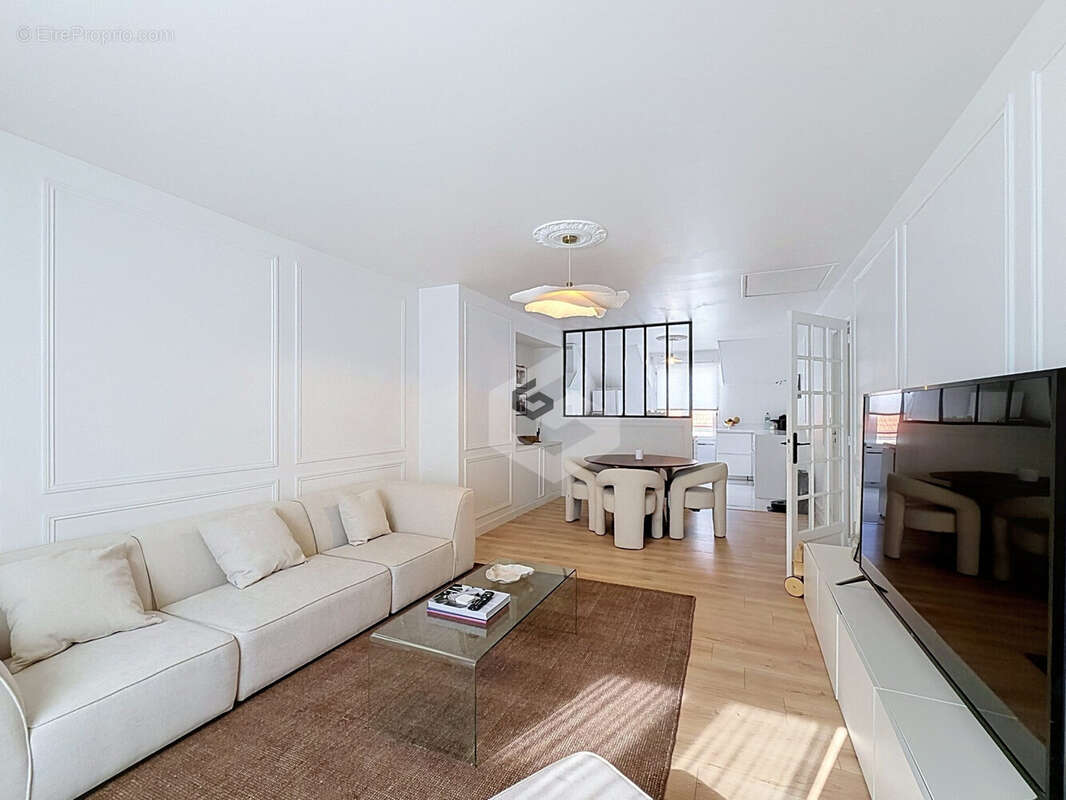 Appartement 87 m² à Reims  - photo 3