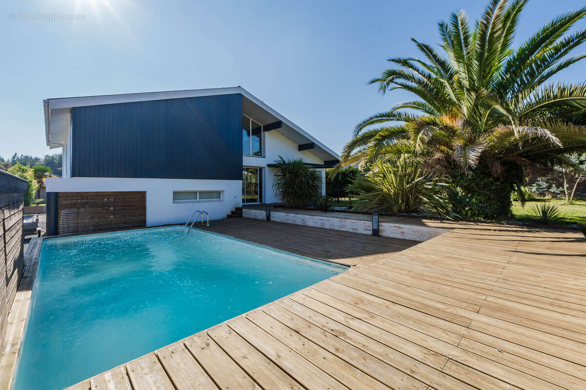 Maison à TERCIS-LES-BAINS