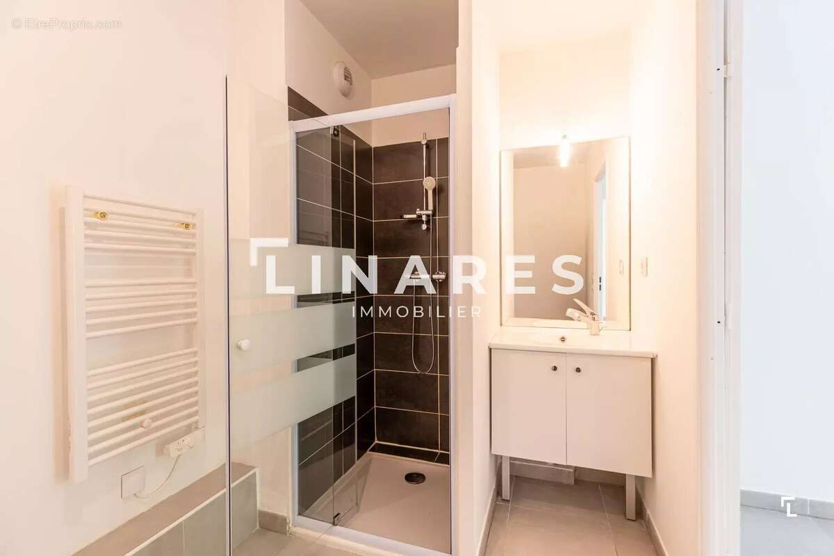 Appartement à ROUSSET